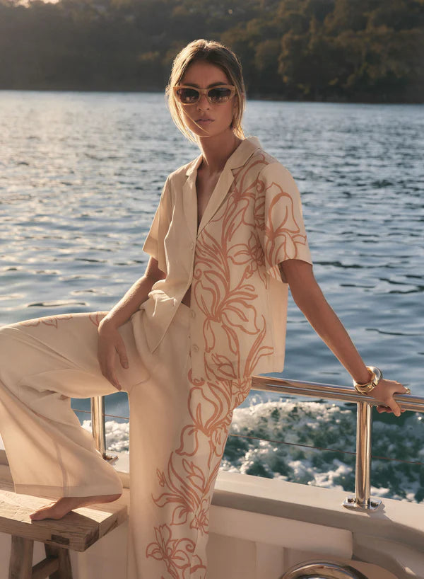 Esmaee Lolita Shirt- Ecru Floral