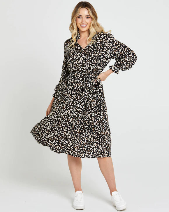 Sass Korra Belted Teired Midi Dress