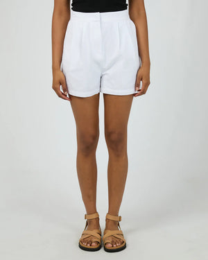 ALL ABOUT EVE Essesntial Bermuda Short - white