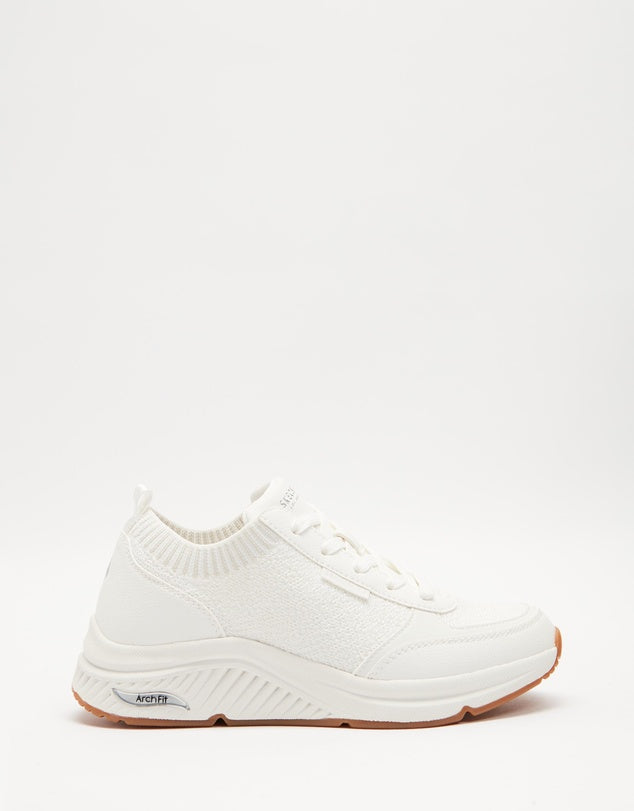 Skechers Arch Fit S-Miles Walk On Shoe